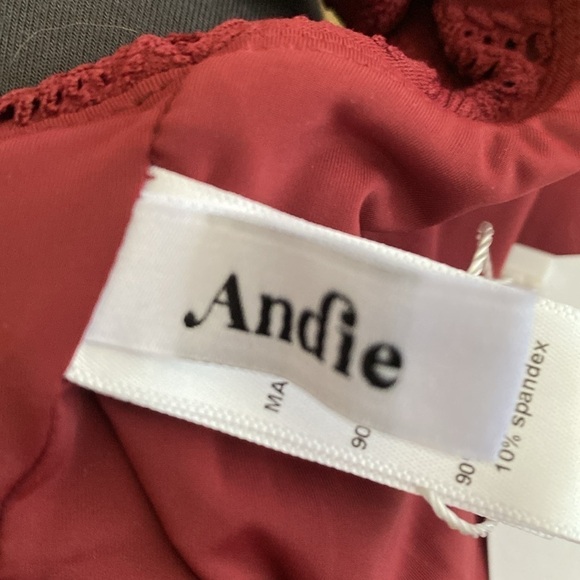 Andie Swim UPF 50+ The Crete Bikini Top Scallop Crochet Color:Syrah Size Small - Picture 8 of 8